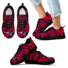 Load image into Gallery viewer, Brush Strong Cracking Comfortable New England Patriots Sneakers